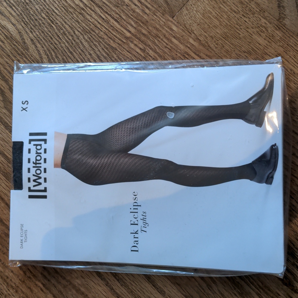 NWT Wolford dark eclipse tights in black xs
